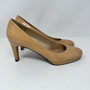 Stuart Weitzman Patent Leather Heels Pumps Nude Tan Size 8 Narrow
